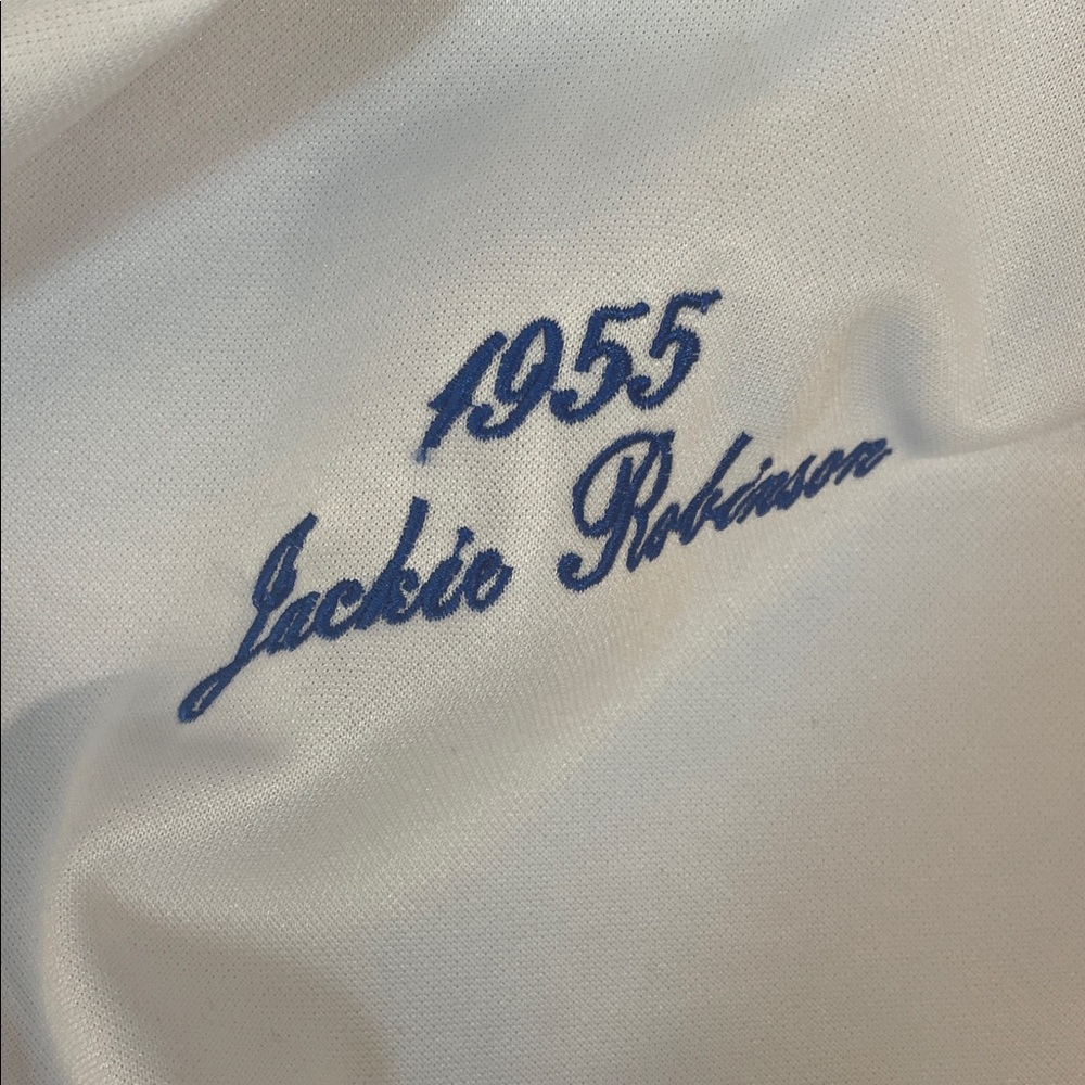 White Dodgers Baseball Jersey #42 Jackie Robinson 1955 - Picture 5 of 9